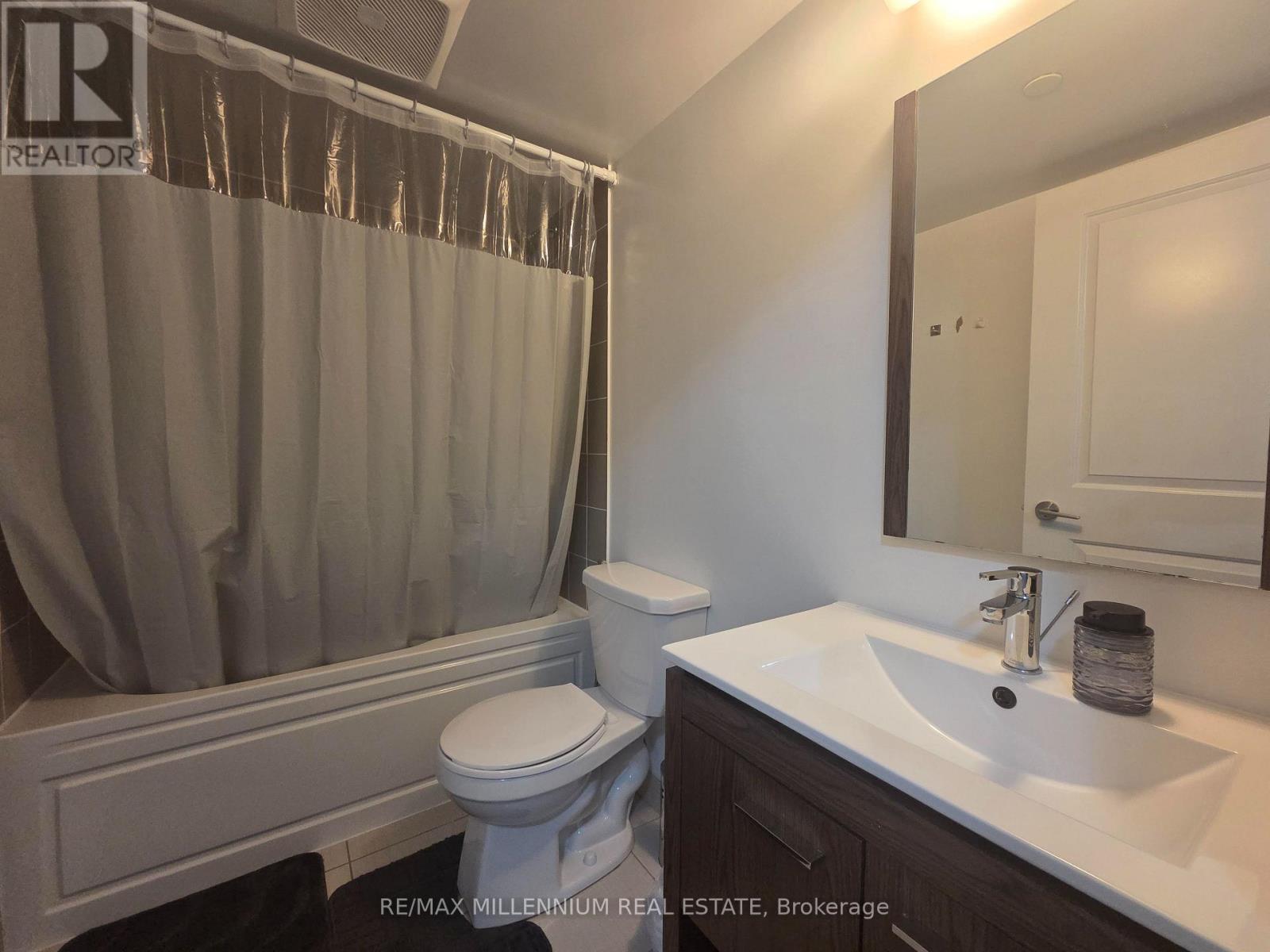 214 - 30 Meadowglen Place, Toronto, Ontario  M1G 0A6 - Photo 11 - E13635850