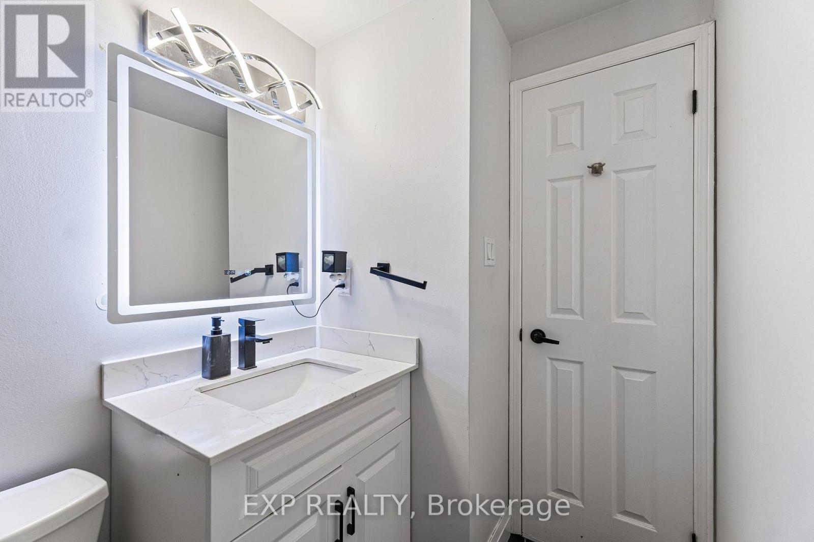 10 Elephant Hill Drive, Clarington, Ontario  L1C 4M5 - Photo 38 - E13635960