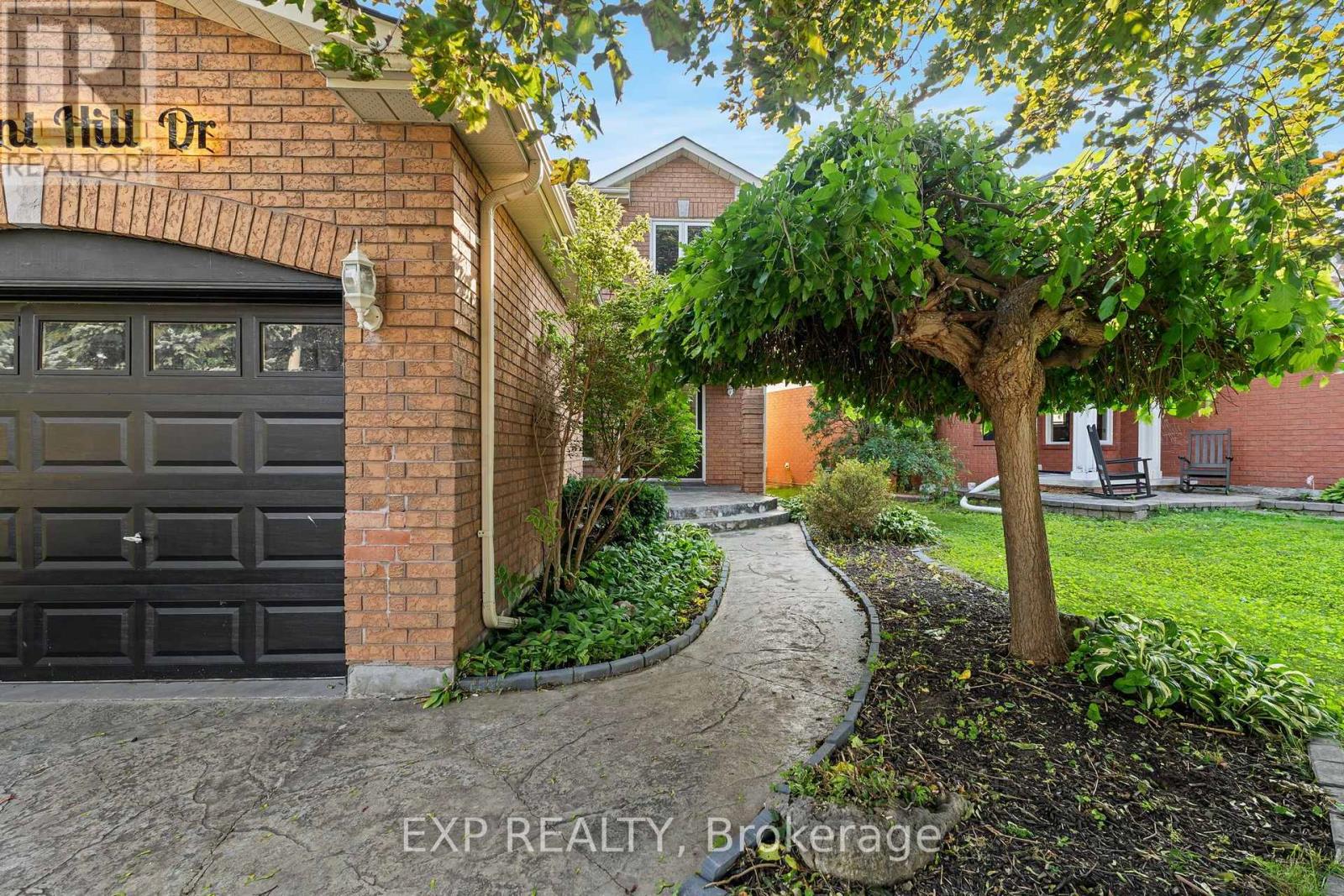 10 Elephant Hill Drive, Clarington, Ontario  L1C 4M5 - Photo 5 - E13635960