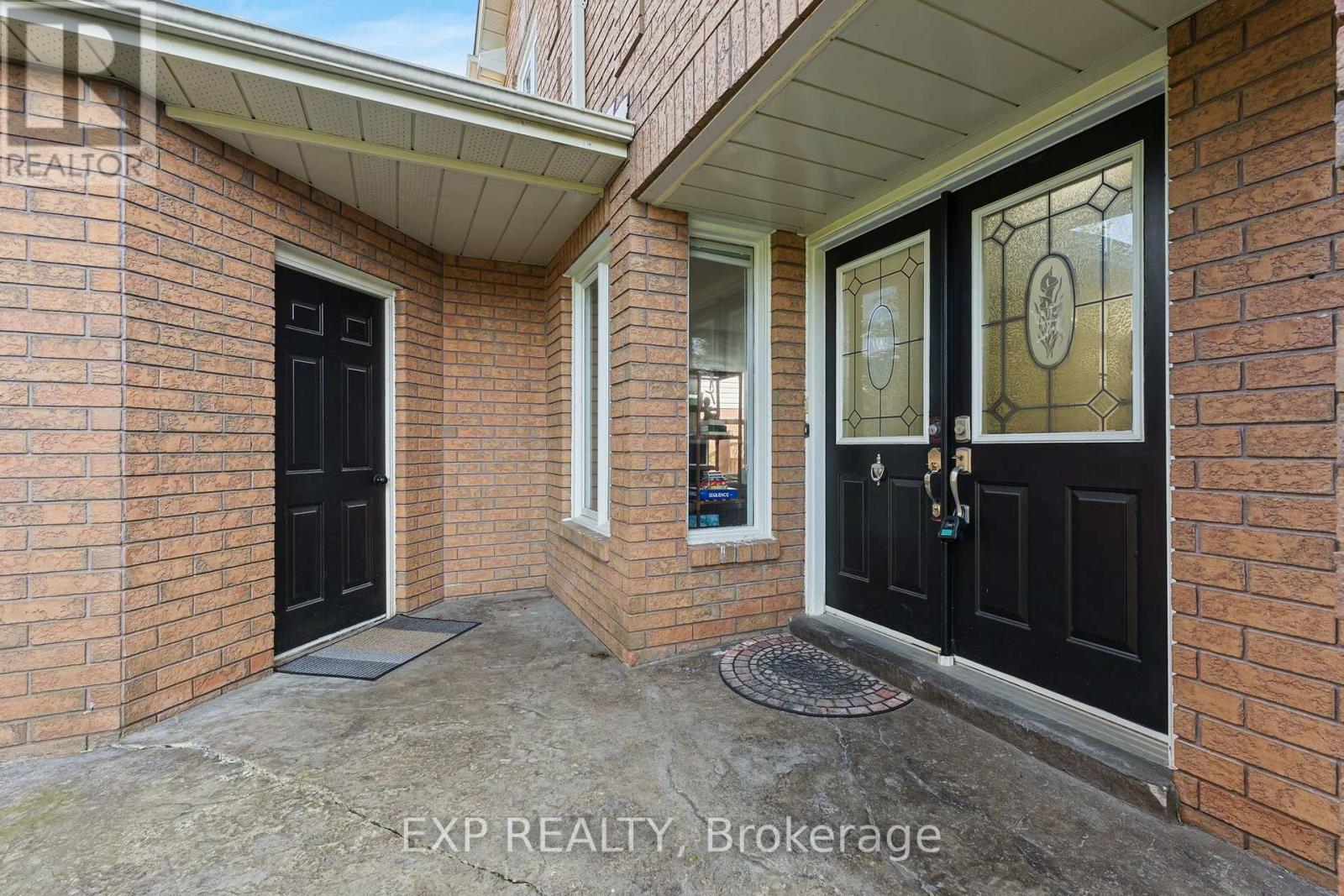 10 Elephant Hill Drive, Clarington, Ontario  L1C 4M5 - Photo 8 - E13635960