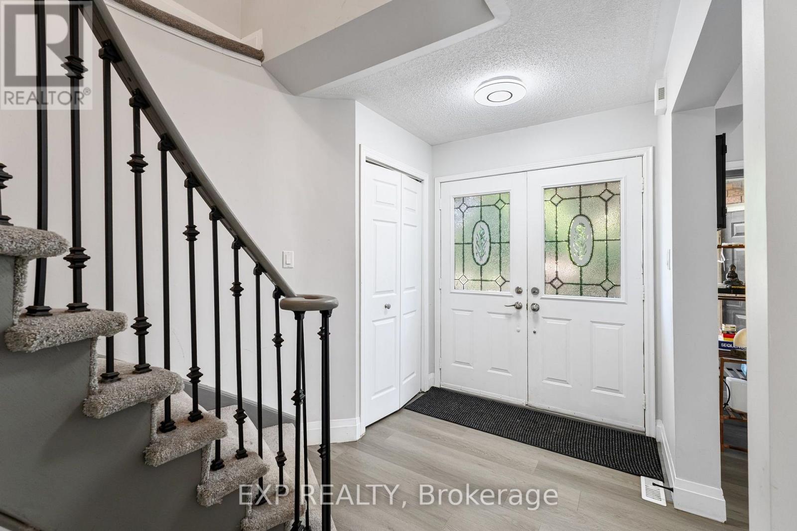 10 Elephant Hill Drive, Clarington, Ontario  L1C 4M5 - Photo 9 - E13635960