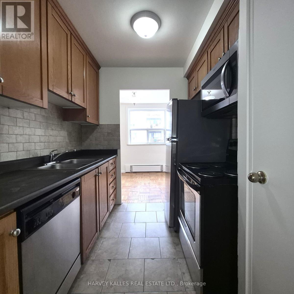 204 - 1751 Victoria Pk Avenue, Toronto, Ontario  M1R 1S1 - Photo 11 - E13636014