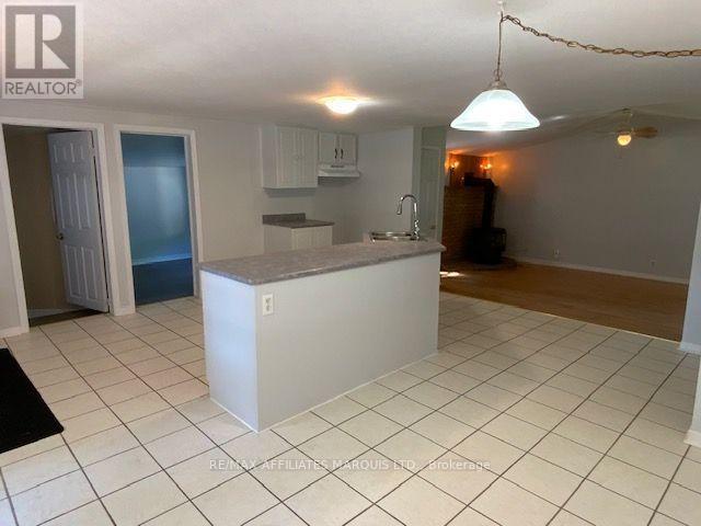 936 Gloucester Street N, Cornwall, Ontario  K6H 3W5 - Photo 2 - X13636138