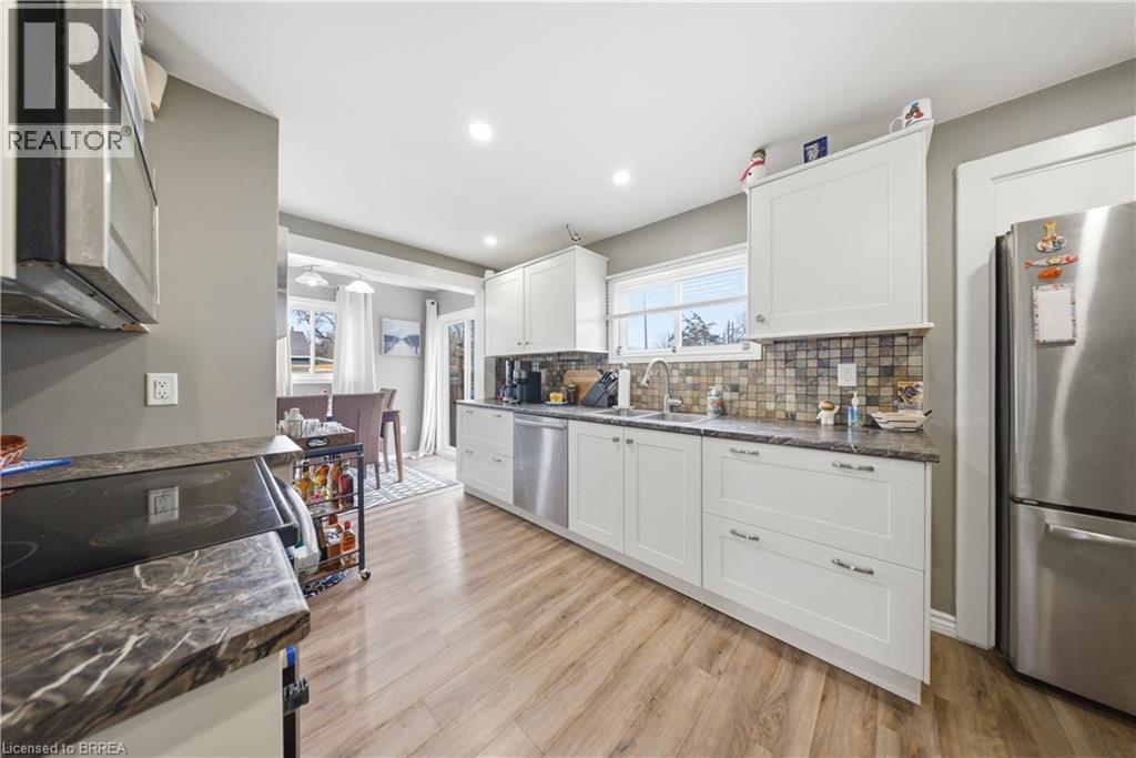 64 Richardson Street, Brantford, Ontario  N3T 1J1 - Photo 9 - 40853010