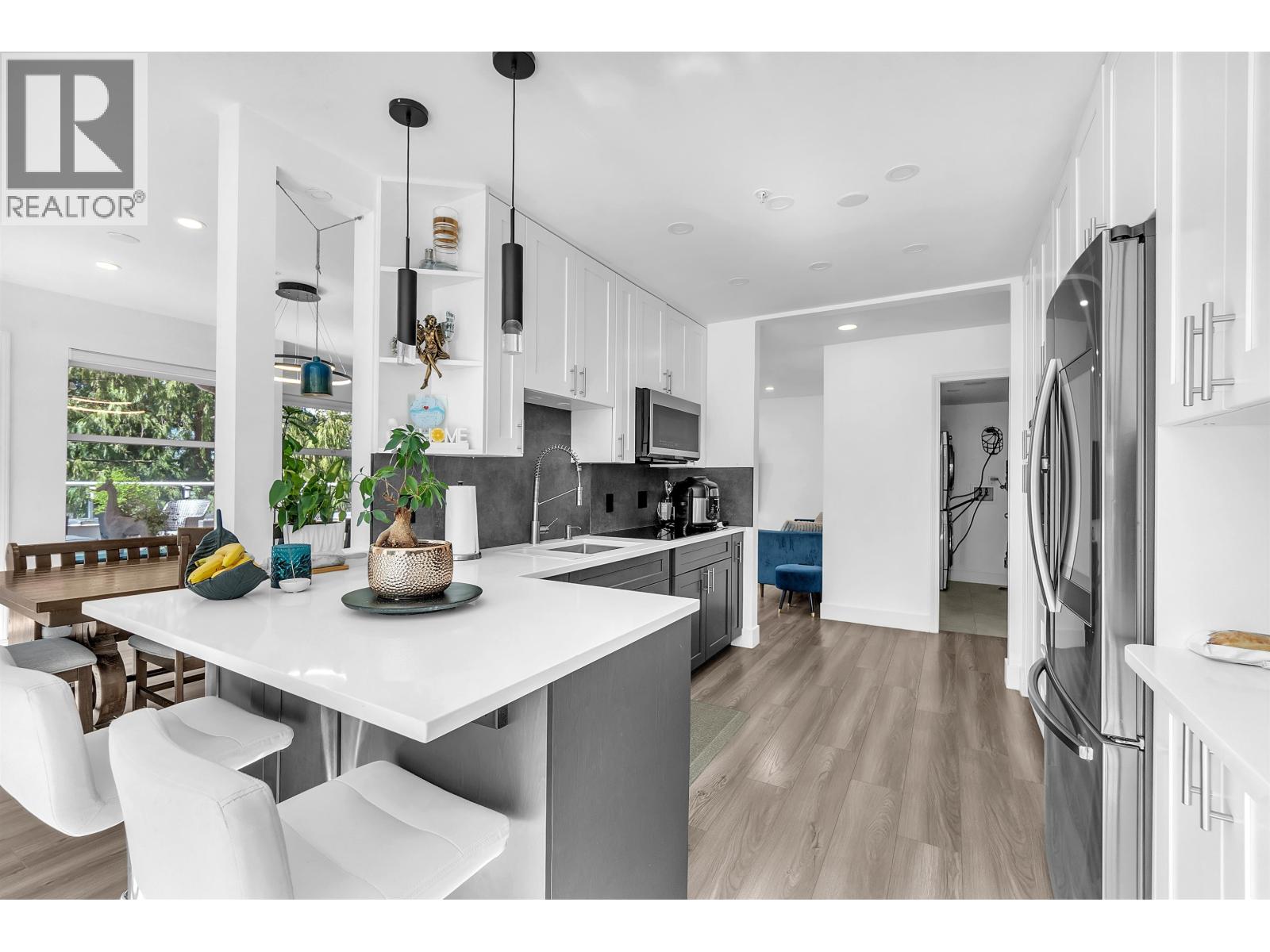 8 2425 Edgemont Boulevard, North Vancouver, British Columbia  V7P 2L2 - Photo 12 - R3144097