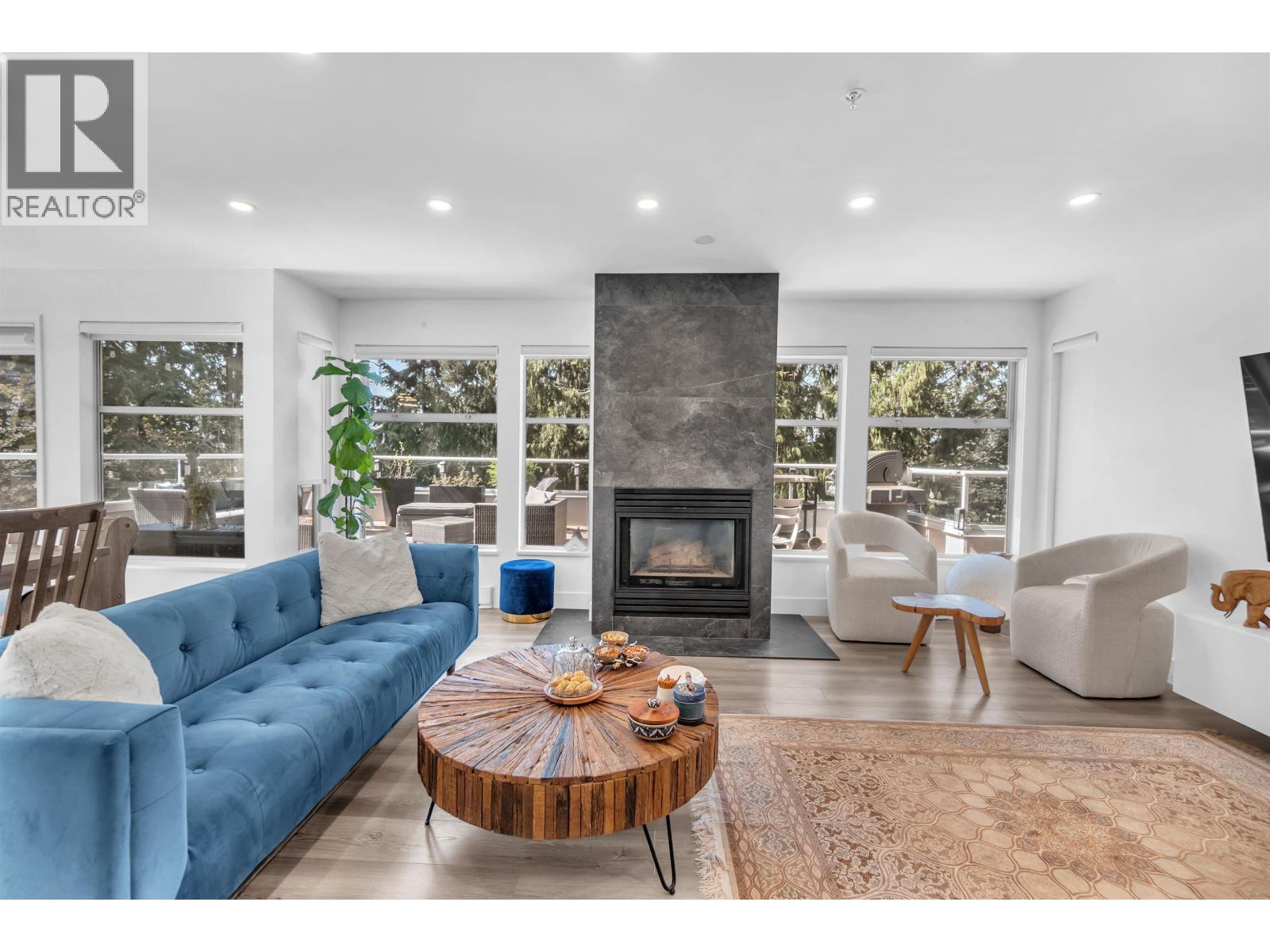 8 2425 Edgemont Boulevard, North Vancouver, British Columbia  V7P 2L2 - Photo 4 - R3144097
