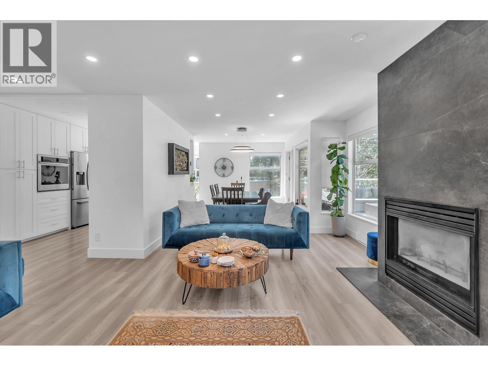 8 2425 Edgemont Boulevard, North Vancouver, British Columbia  V7P 2L2 - Photo 8 - R3144097