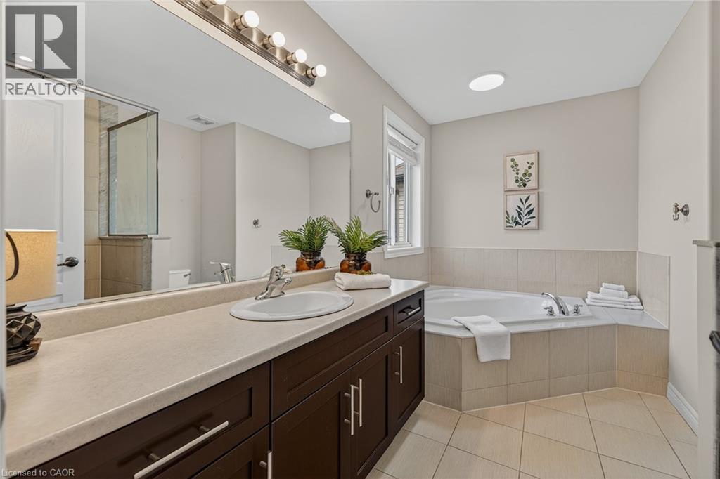 100 Garinger Crescent, Binbrook, Ontario  L0R 1C0 - Photo 22 - 40845927