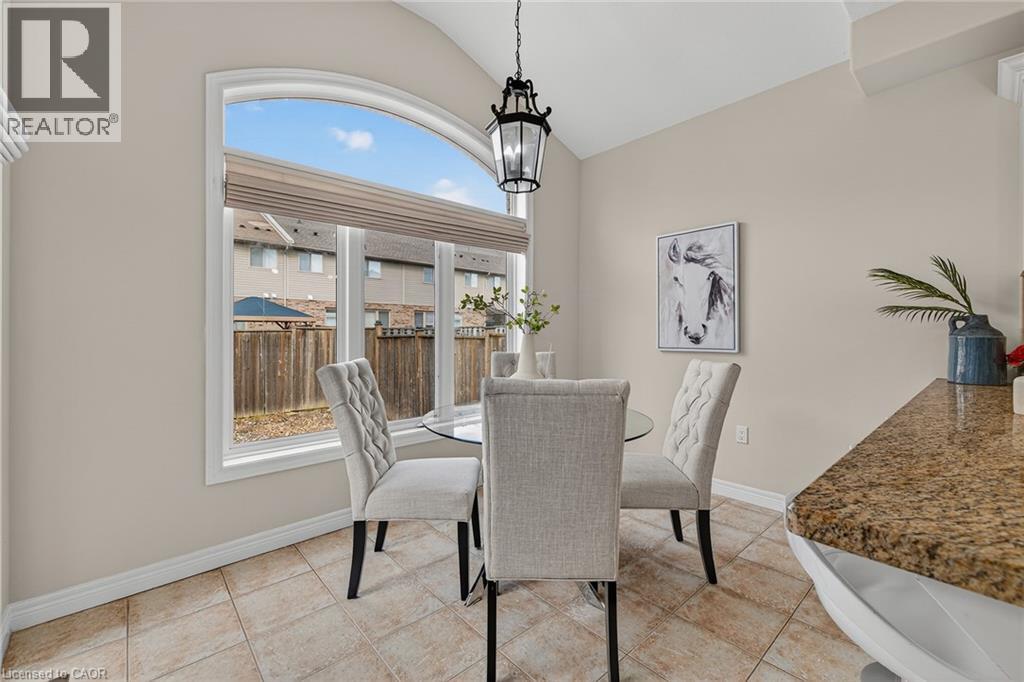 100 Garinger Crescent, Binbrook, Ontario  L0R 1C0 - Photo 14 - 40845927