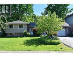 18 DENNIS Avenue, Waterdown, Ontario
