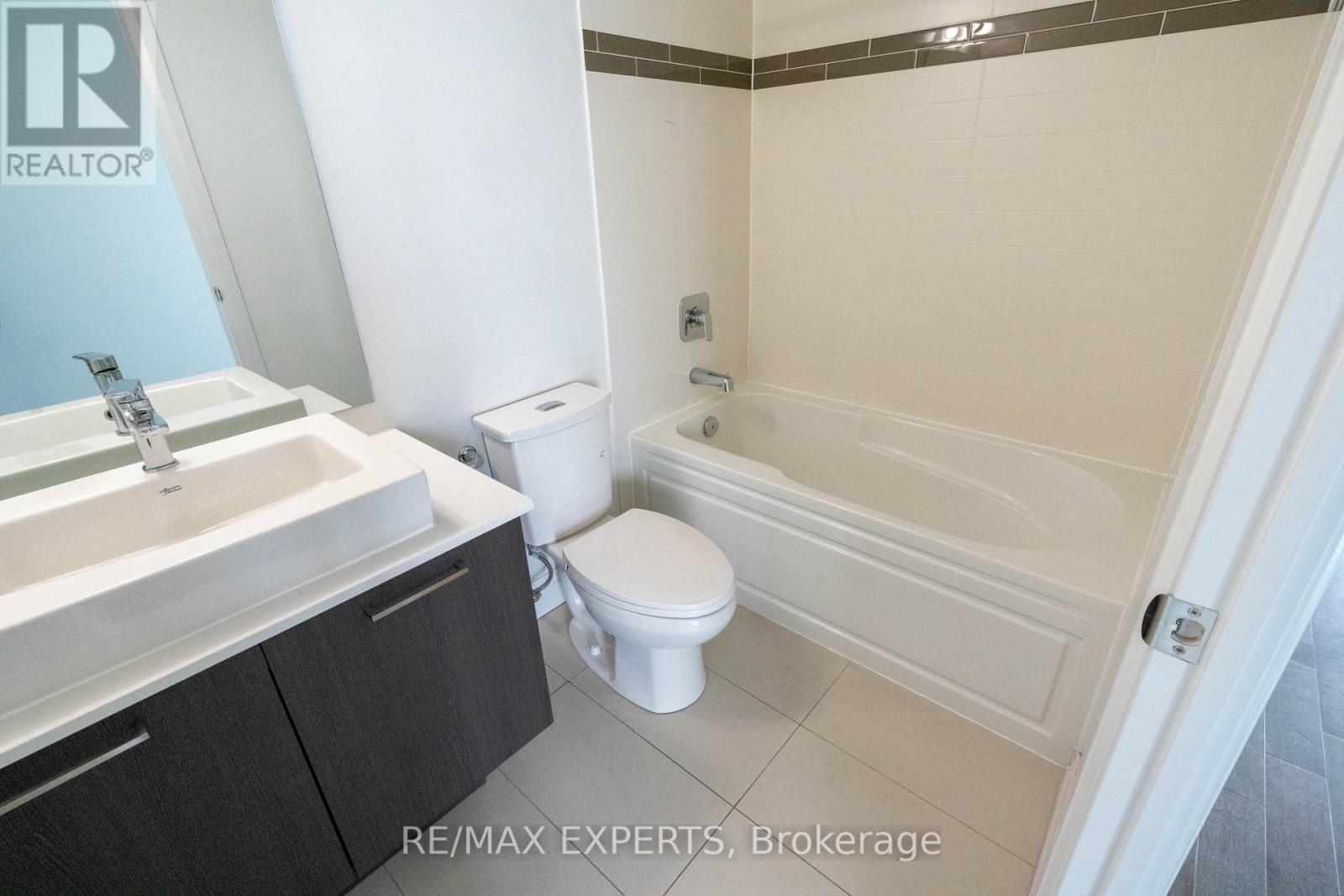 714 - 4800 Highway 7, Vaughan, Ontario L4L 1H8 - Photo 11 - N13635902