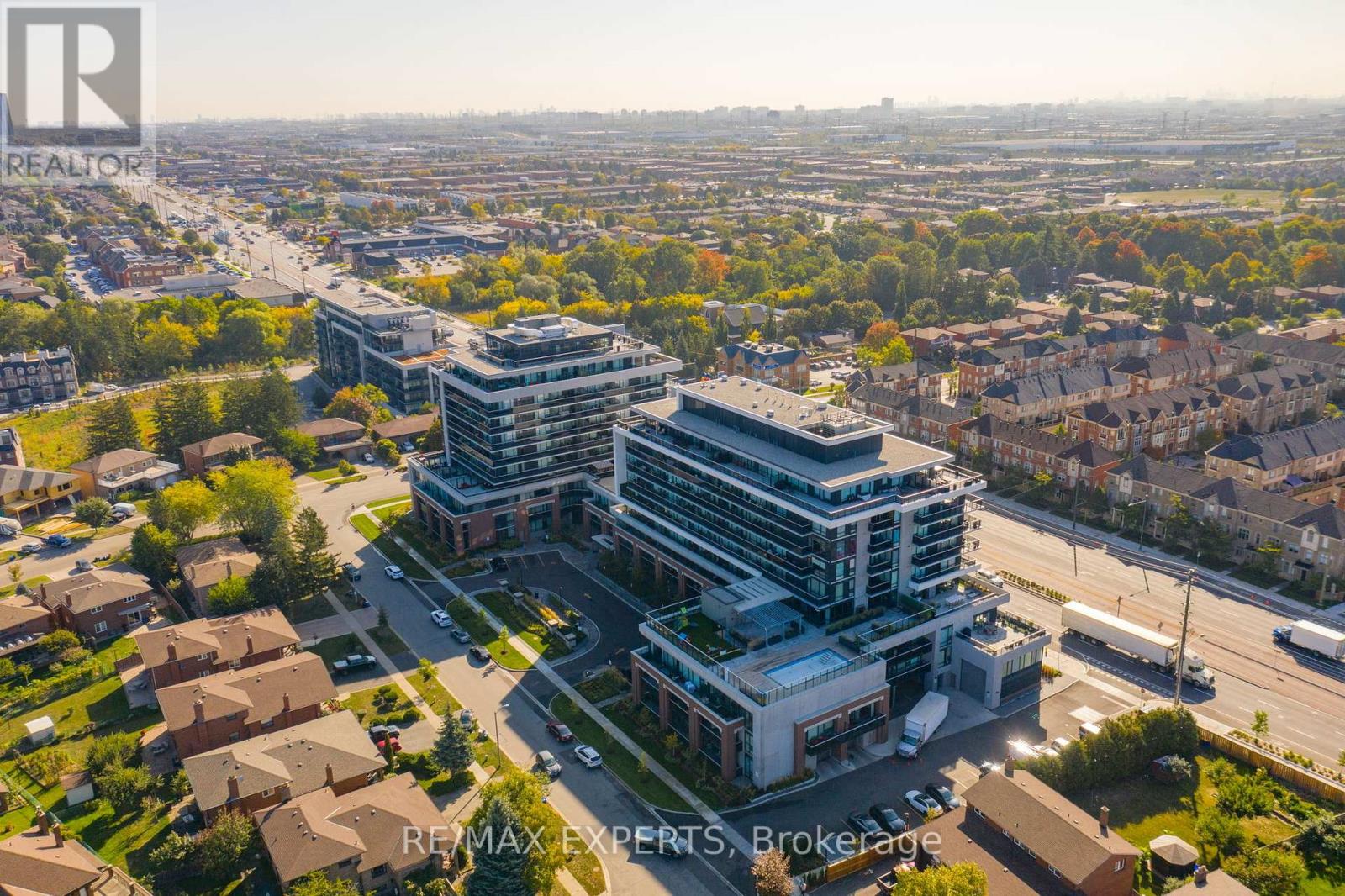 714 - 4800 HIGHWAY 7