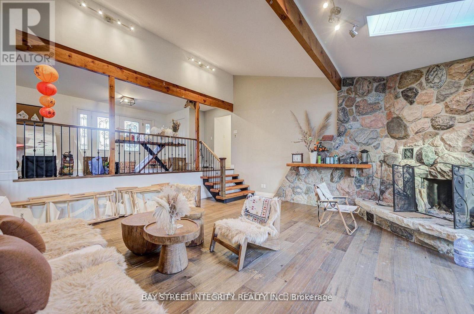 4909 Holborn Road, East Gwillimbury, Ontario  L0G 1M0 - Photo 21 - N13635924