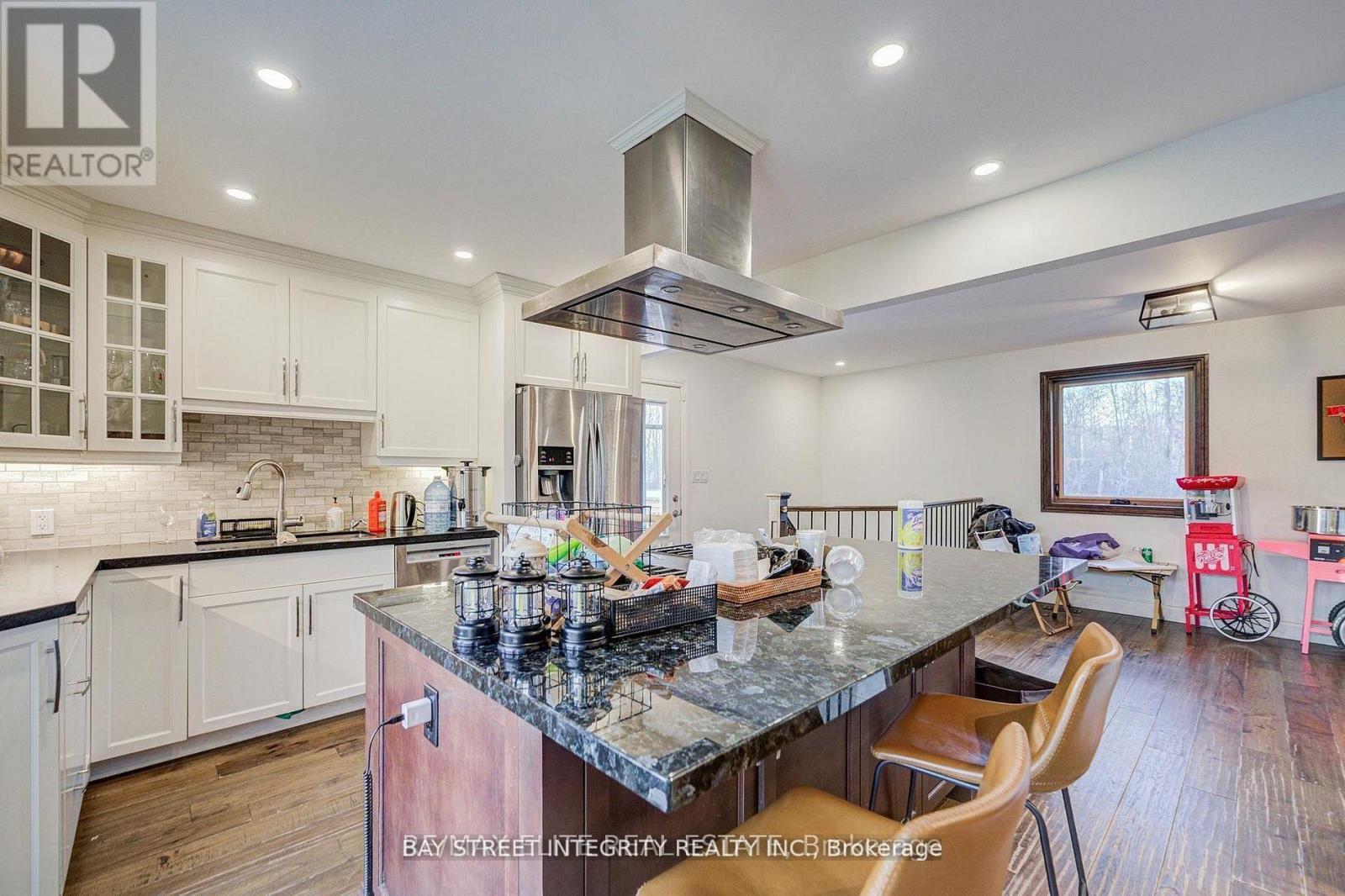 4909 Holborn Road, East Gwillimbury, Ontario  L0G 1M0 - Photo 25 - N13635924