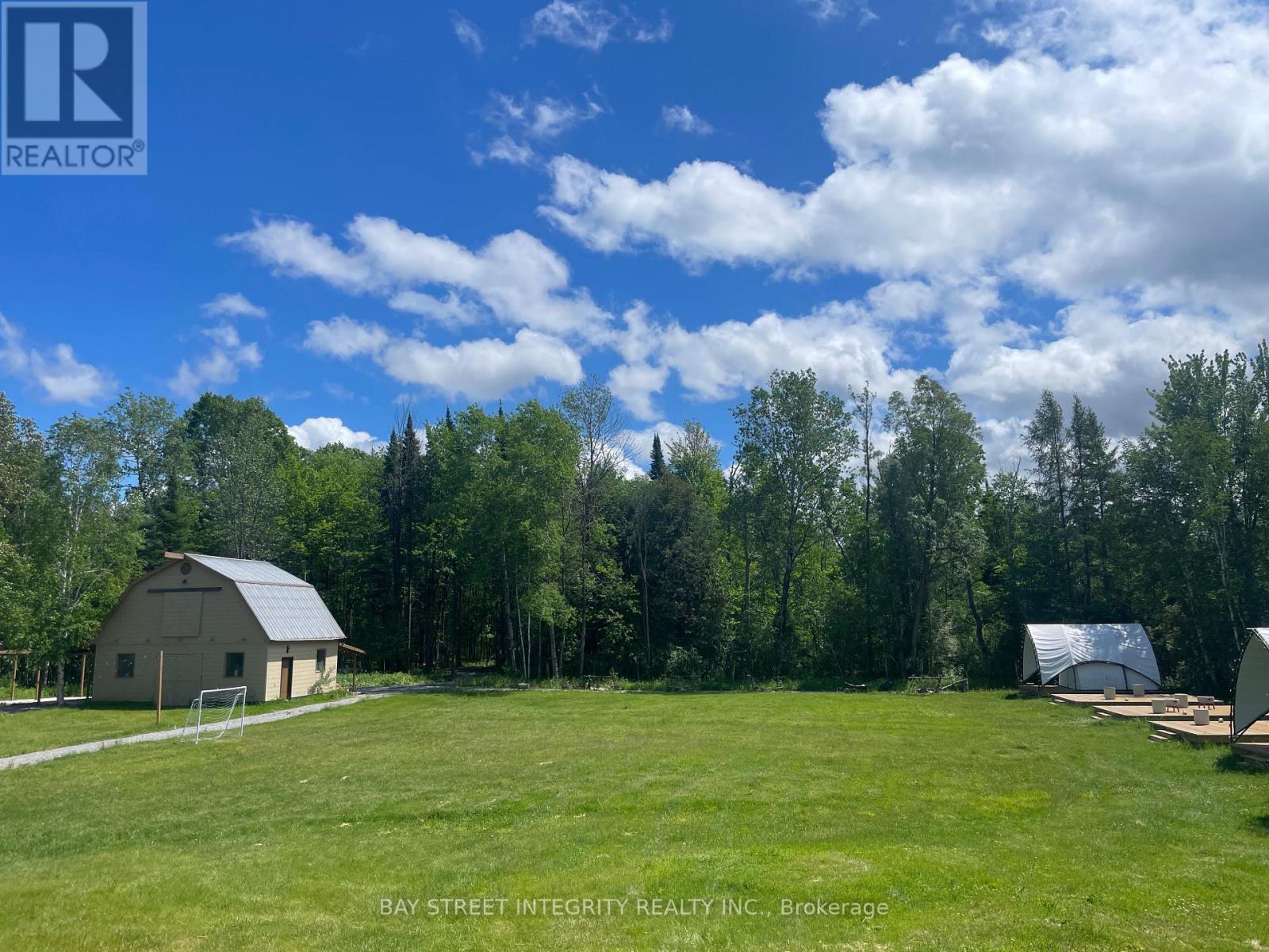 4909 Holborn Road, East Gwillimbury, Ontario  L0G 1M0 - Photo 7 - N13635924