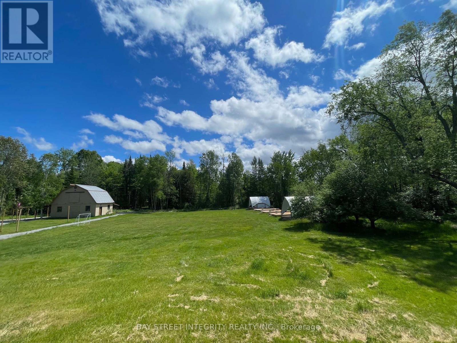 4909 Holborn Road, East Gwillimbury, Ontario  L0G 1M0 - Photo 8 - N13635924