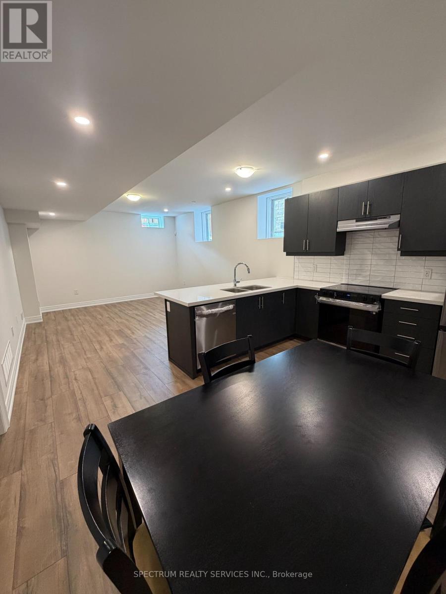 177 Rowe Street, Bradford West Gwillimbury (Bond Head), Ontario  L3Z 4N2 - Photo 8 - N13636088