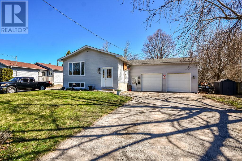 461 BARNES AVENUE, Tay, Ontario