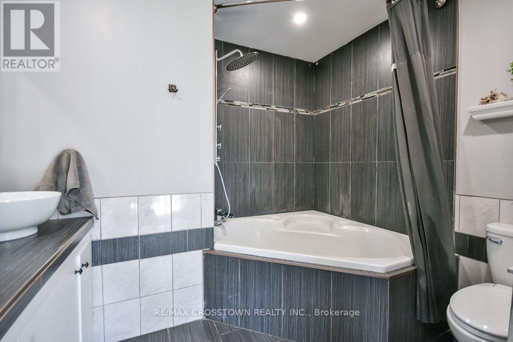 461 Barnes Avenue, Tay, Ontario  L0K 1R0 - Photo 27 - S13635900