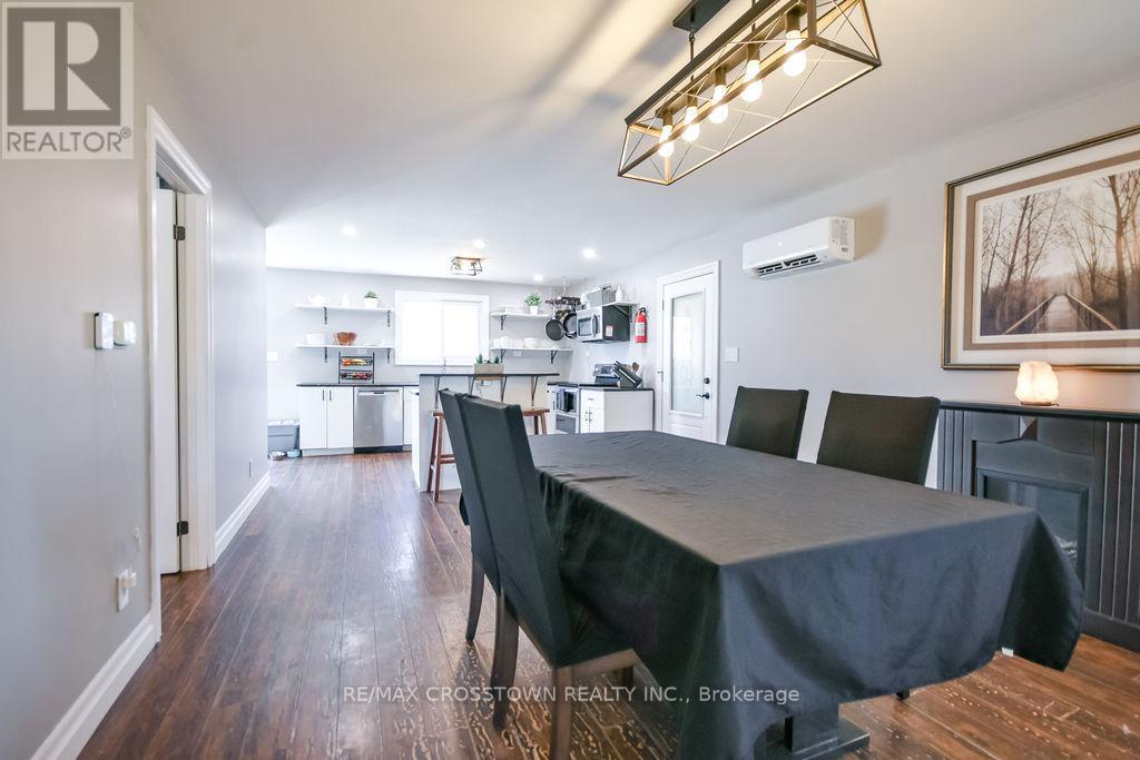 461 Barnes Avenue, Tay, Ontario  L0K 1R0 - Photo 9 - S13635900