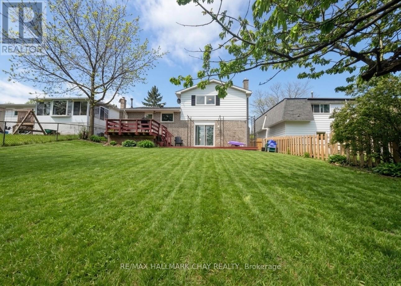 19 Carol Road, Barrie (Allandale Heights), Ontario  L4N 3P6 - Photo 27 - S13636020