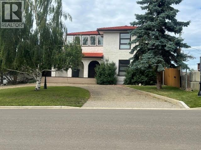 808 96 Avenue, Dawson Creek, British Columbia