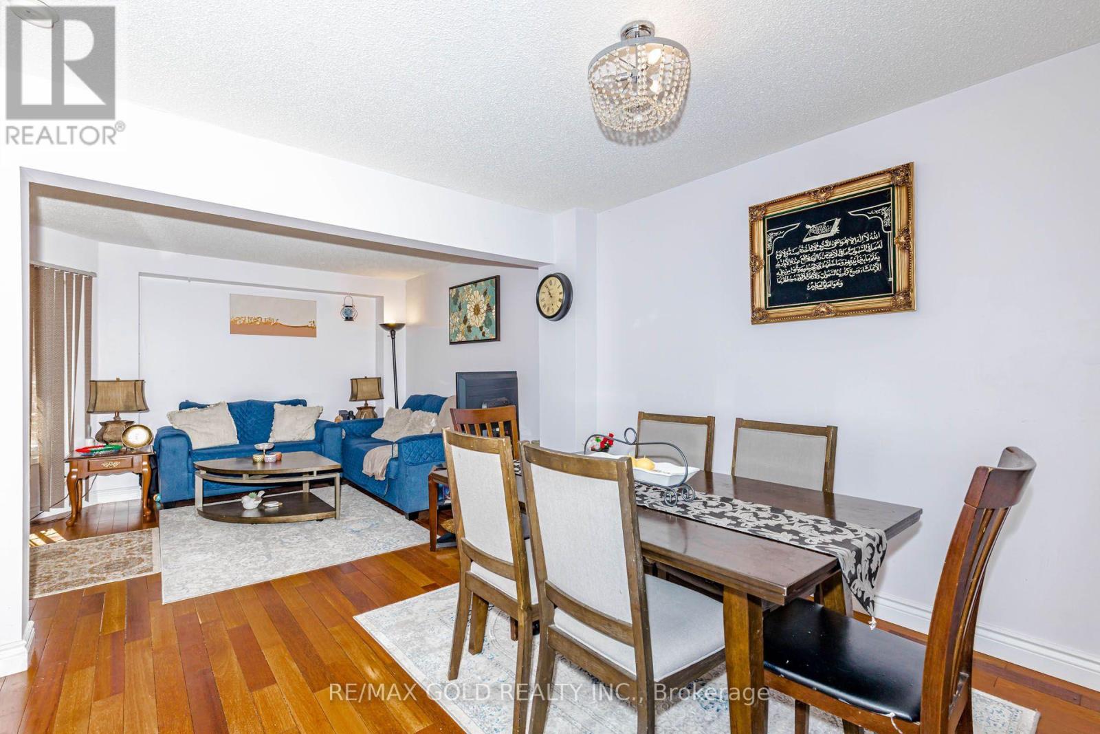 12 Mccleave Crescent, Brampton, Ontario  L6Y 4Z6 - Photo 12 - W13635876