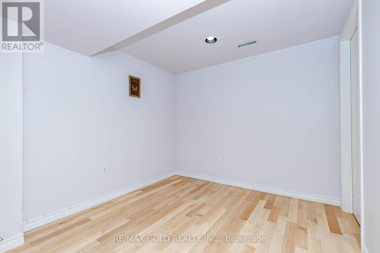 12 Mccleave Crescent, Brampton, Ontario  L6Y 4Z6 - Photo 40 - W13635876