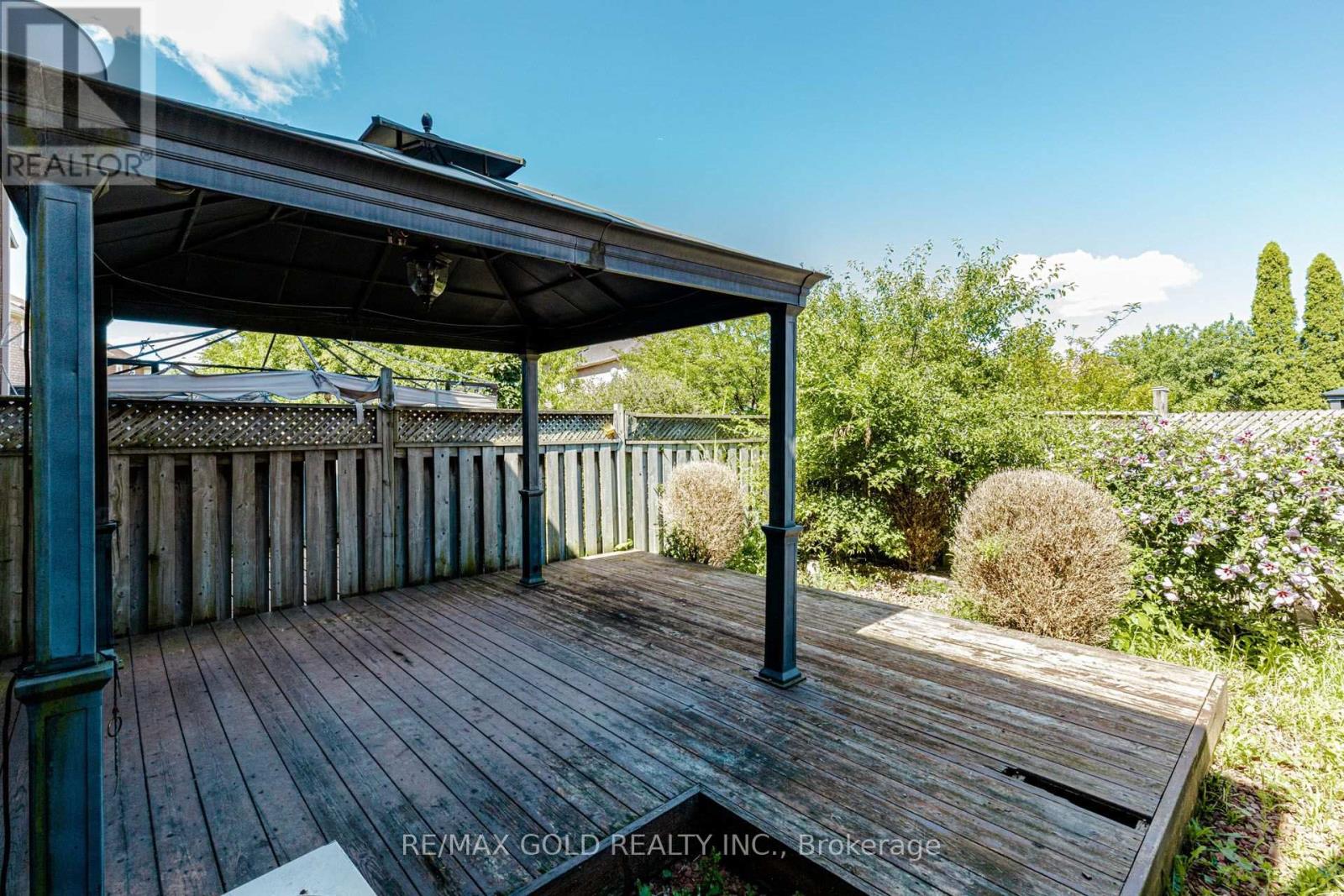 12 Mccleave Crescent, Brampton, Ontario  L6Y 4Z6 - Photo 44 - W13635876