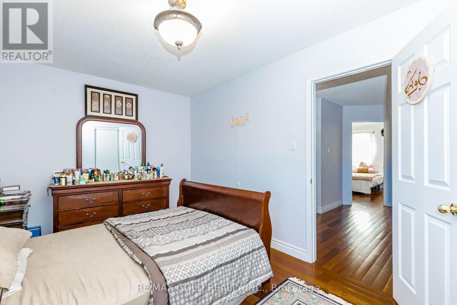 12 Mccleave Crescent, Brampton, Ontario  L6Y 4Z6 - Photo 48 - W13635876