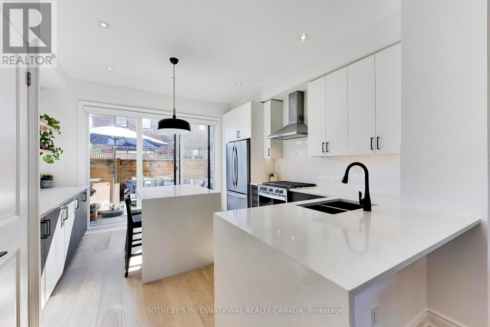 30 - 80 Daisy Avenue, Toronto, Ontario  M8W 0B7 - Photo 2 - W13635882