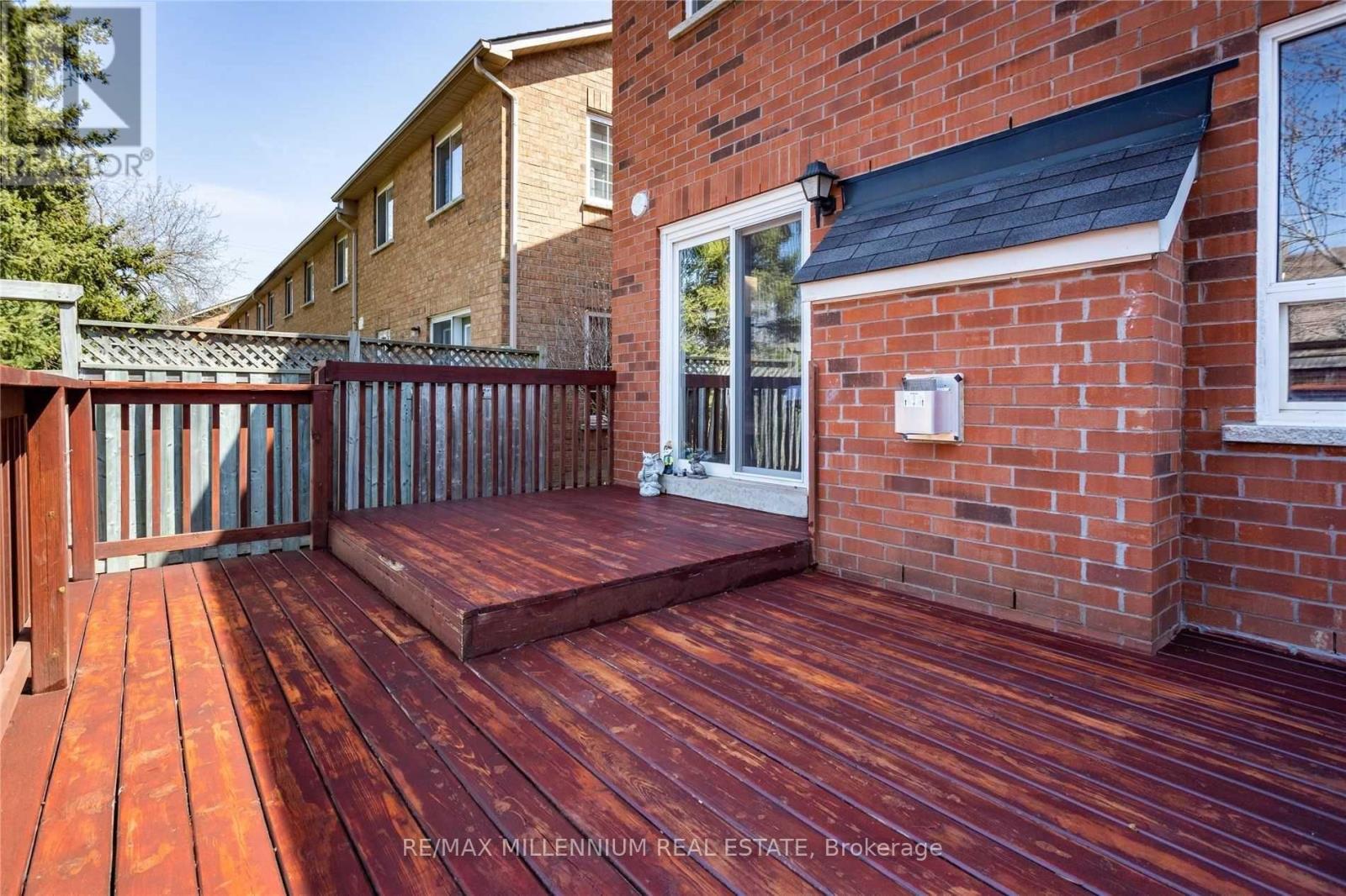 13 Dawson Crescent, Milton, Ontario  L9T 5H8 - Photo 10 - W13635894