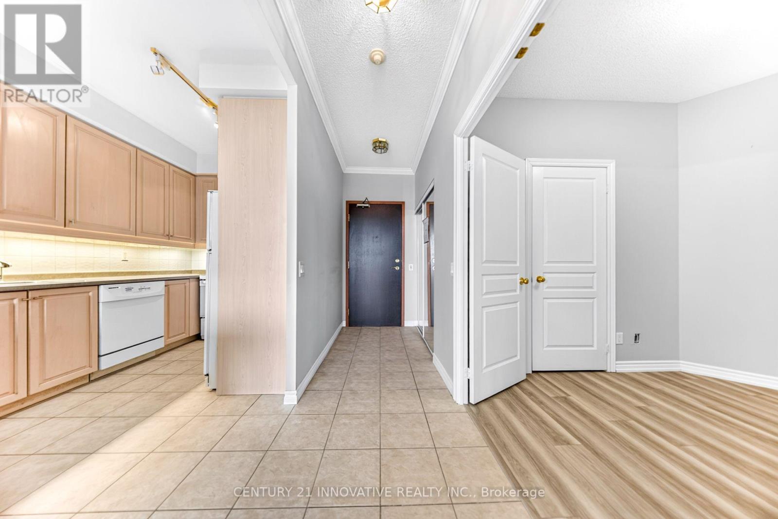 909 - 1 Belvedere Court, Brampton, Ontario  L6V 4M6 - Photo 5 - W13635920
