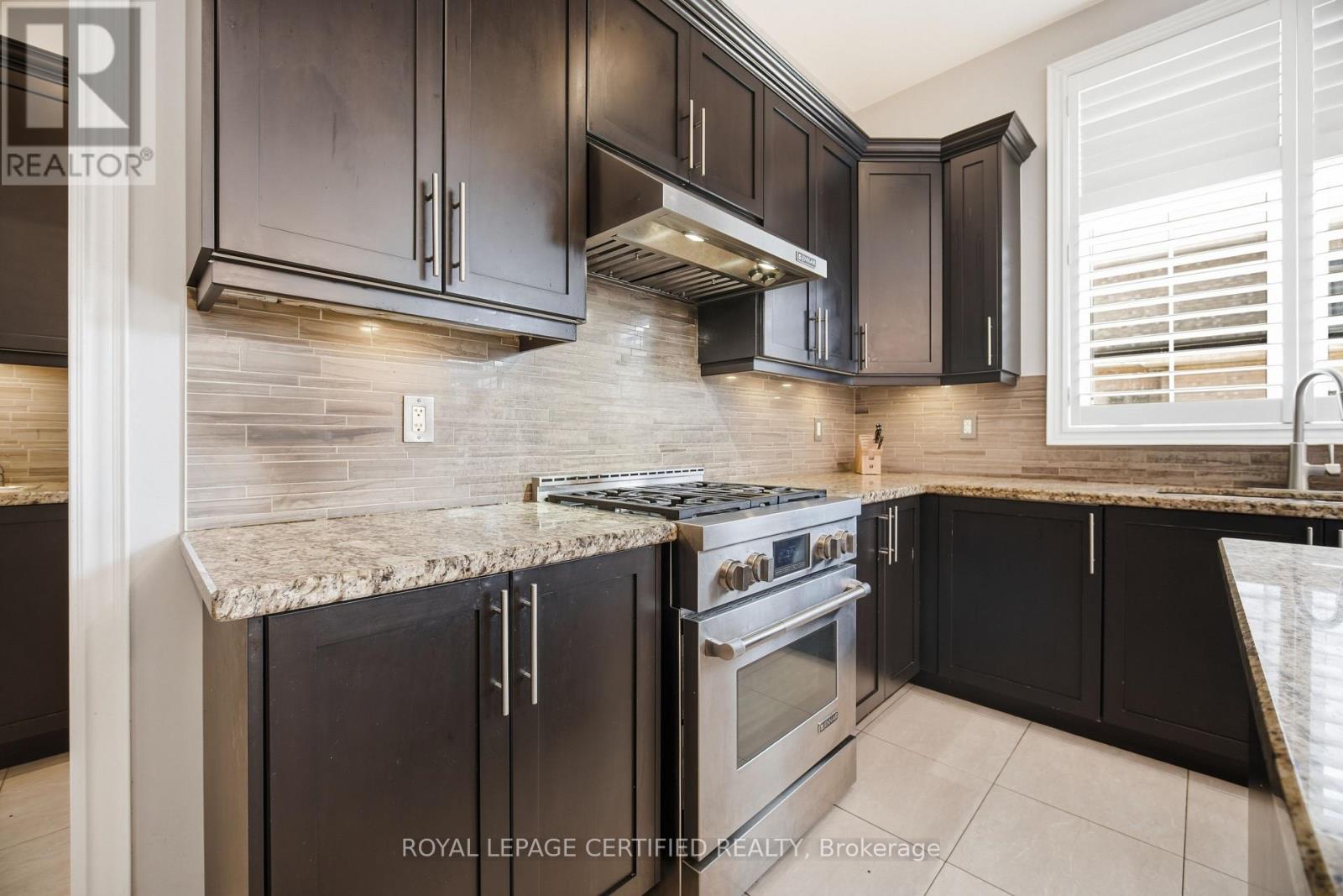 8833 Creditview Road, Brampton (Credit Valley), Ontario  L6Y 0X3 - Photo 10 - W13635946