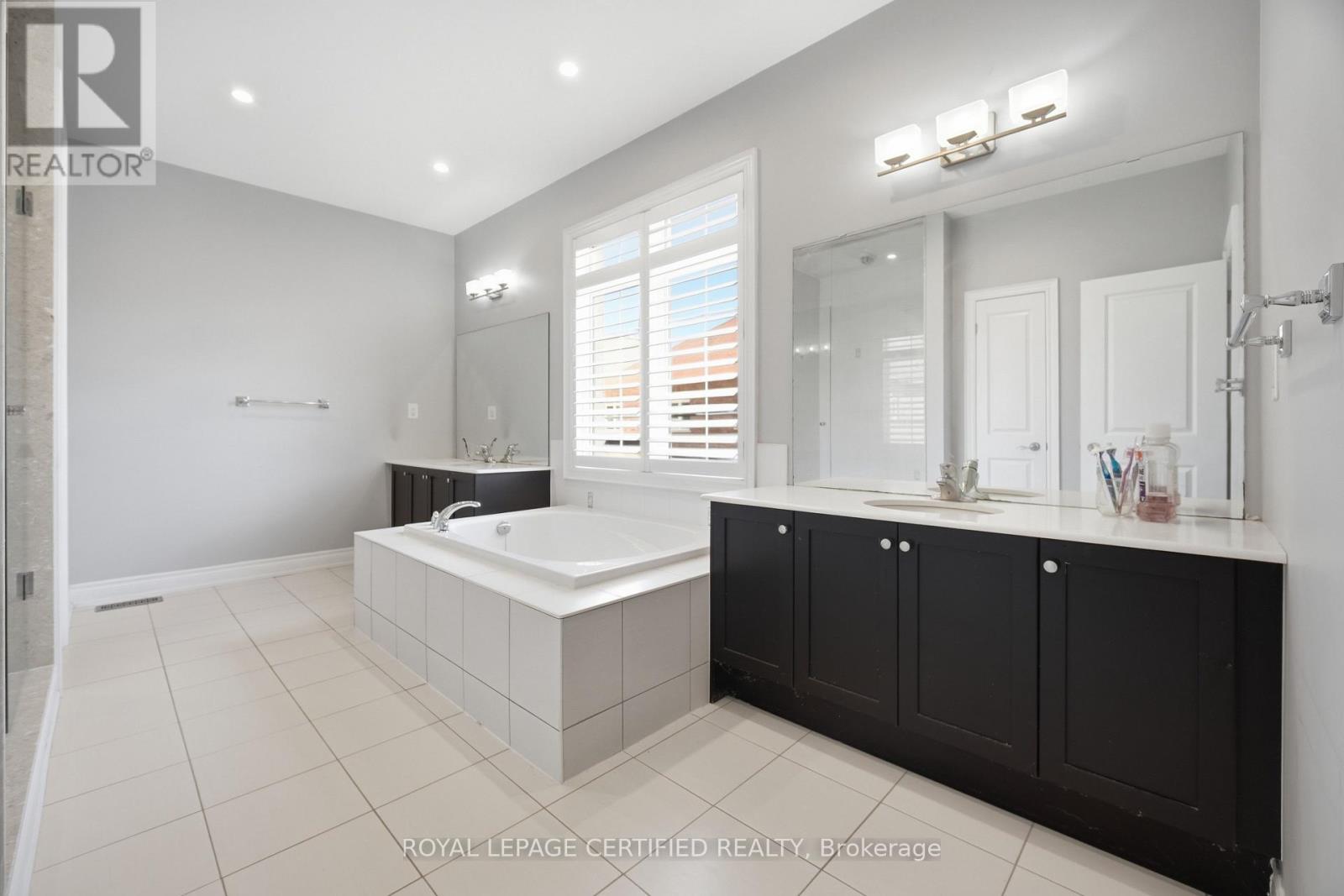8833 Creditview Road, Brampton (Credit Valley), Ontario  L6Y 0X3 - Photo 20 - W13635946