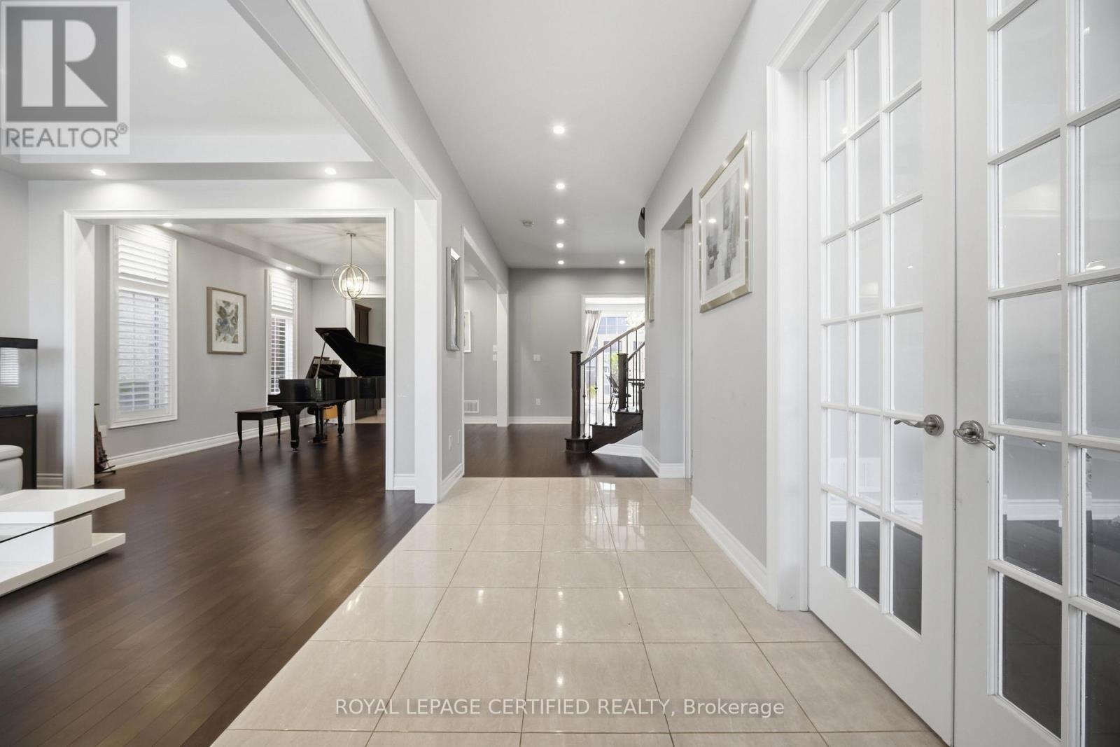8833 Creditview Road, Brampton (Credit Valley), Ontario  L6Y 0X3 - Photo 3 - W13635946