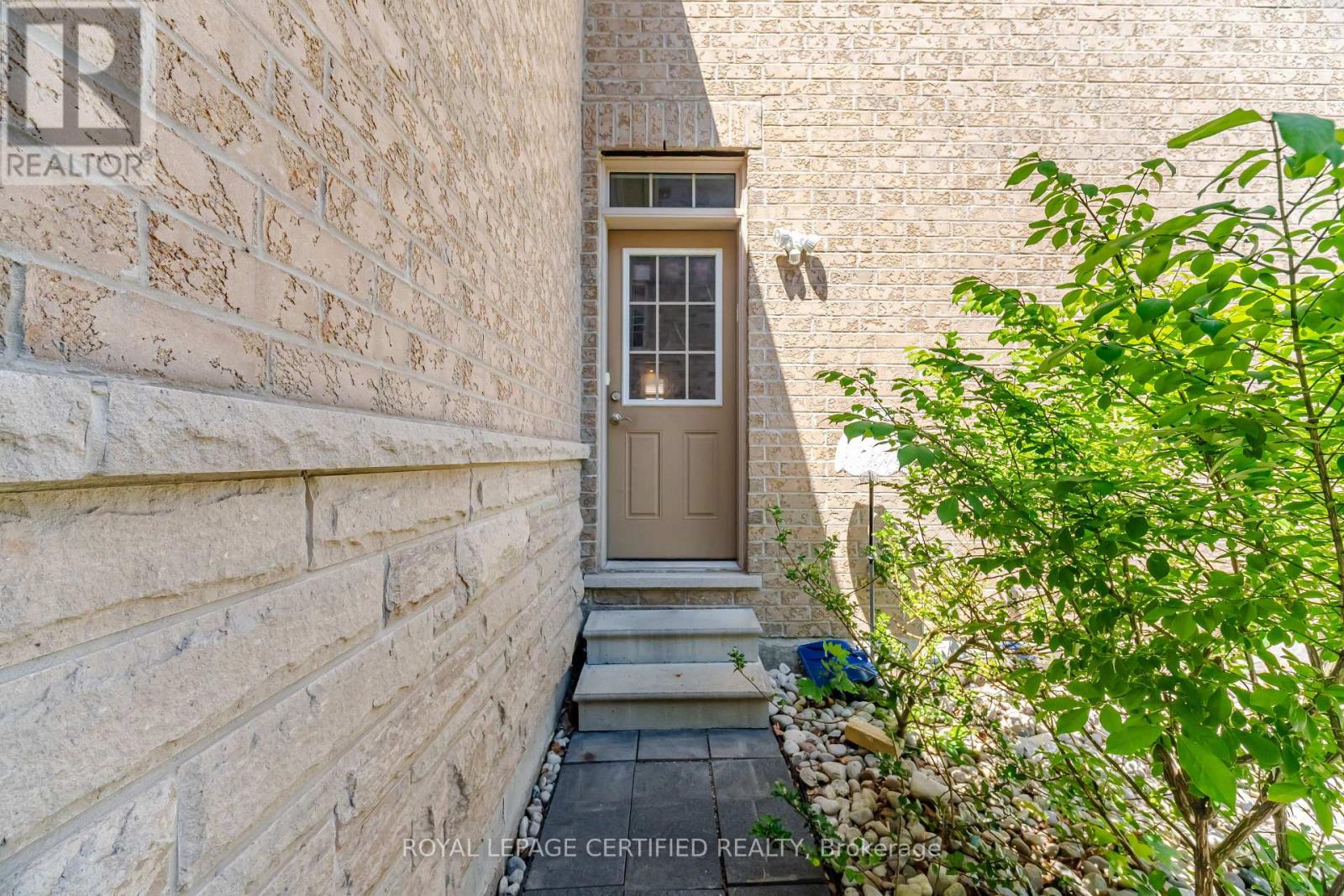 8833 Creditview Road, Brampton (Credit Valley), Ontario  L6Y 0X3 - Photo 50 - W13635946