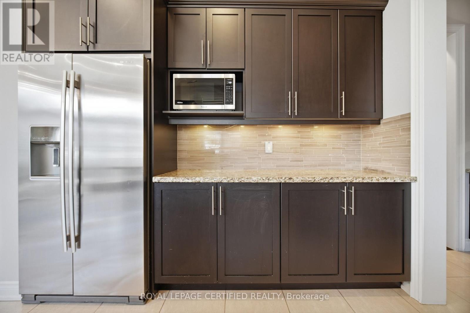 8833 Creditview Road, Brampton (Credit Valley), Ontario  L6Y 0X3 - Photo 8 - W13635946