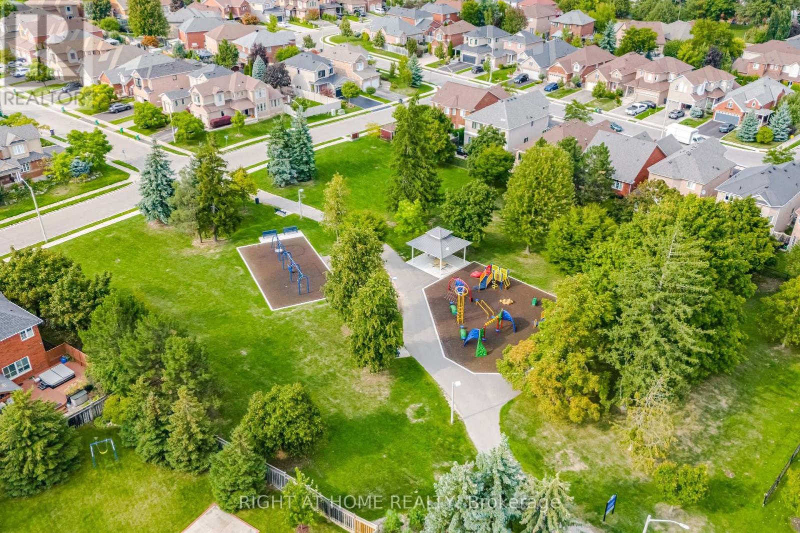 2 Melrose Gardens, Brampton, Ontario  L7A 1J7 - Photo 45 - W13635974
