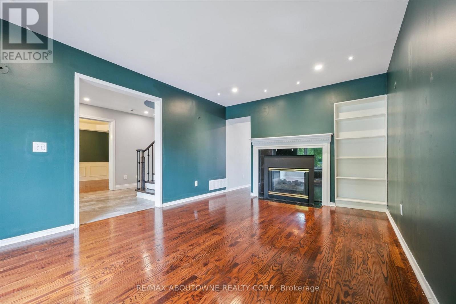 2456 Sixth Line, Oakville, Ontario  L6H 5Z8 - Photo 6 - W13635980