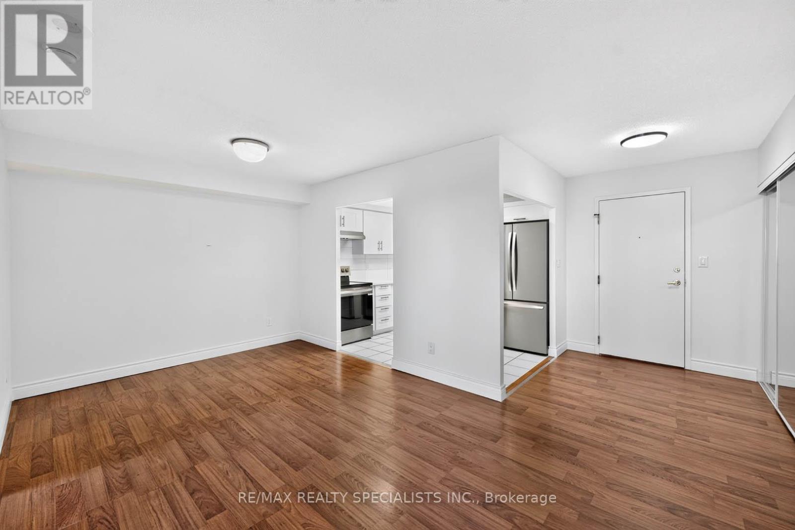 2009 - 135 Hillcrest Avenue, Mississauga, Ontario  L5B 4B1 - Photo 16 - W13636084