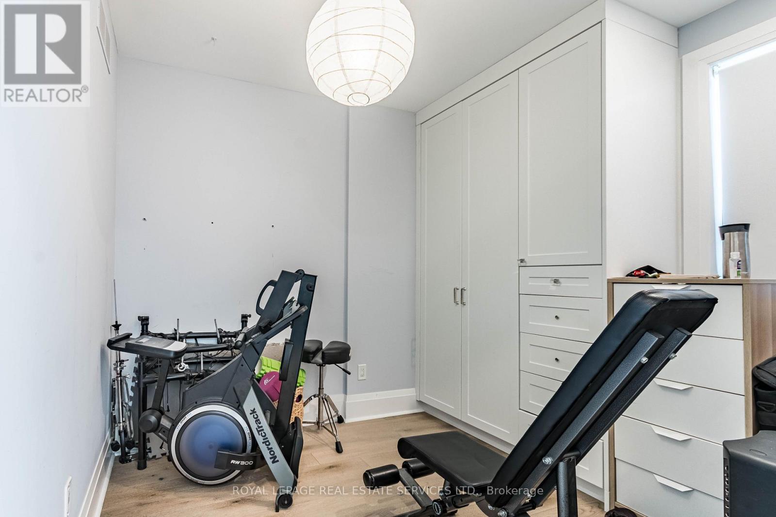 238 Garden Avenue, Toronto, Ontario  M6R 1J1 - Photo 16 - W13636118