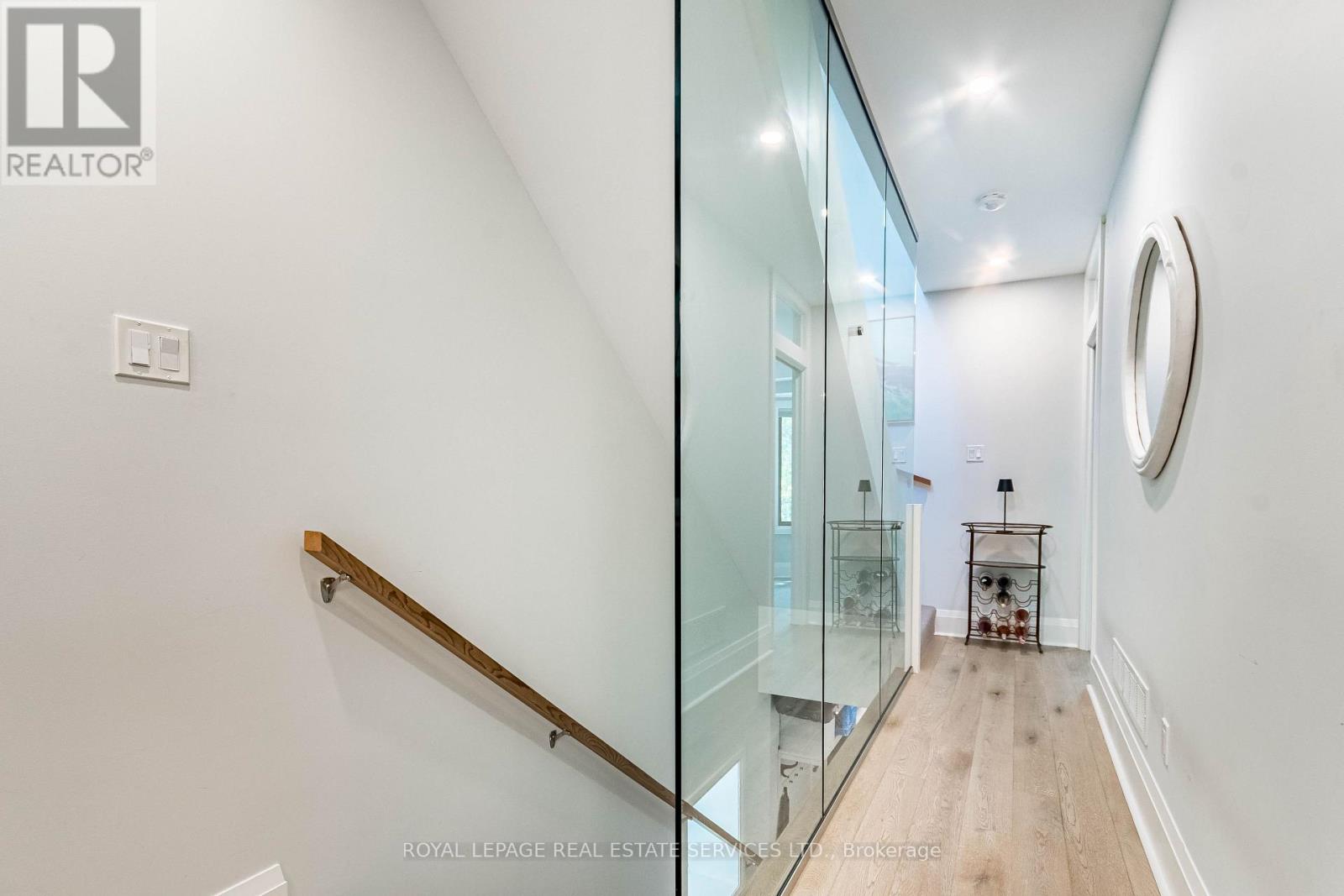 238 Garden Avenue, Toronto, Ontario  M6R 1J1 - Photo 17 - W13636118