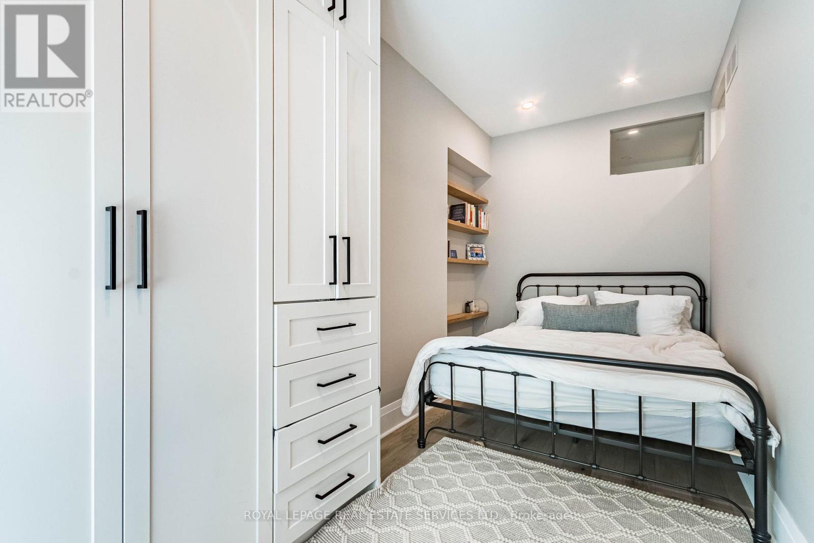 238 Garden Avenue, Toronto, Ontario  M6R 1J1 - Photo 29 - W13636118