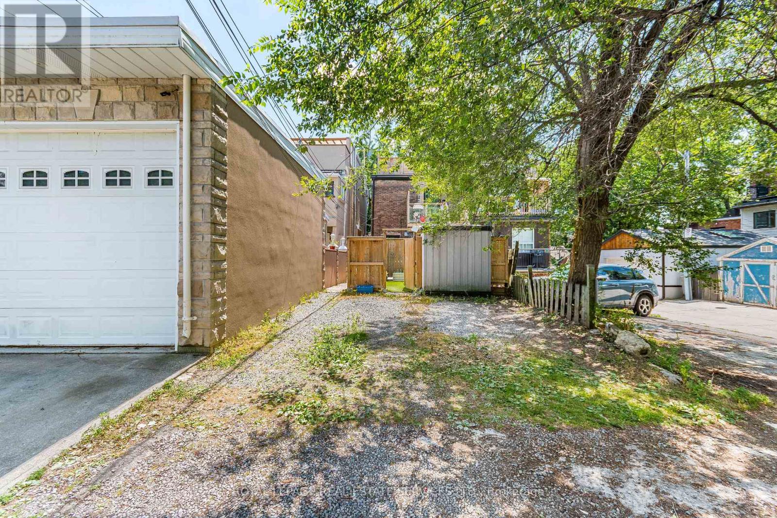 238 Garden Avenue, Toronto, Ontario  M6R 1J1 - Photo 41 - W13636118