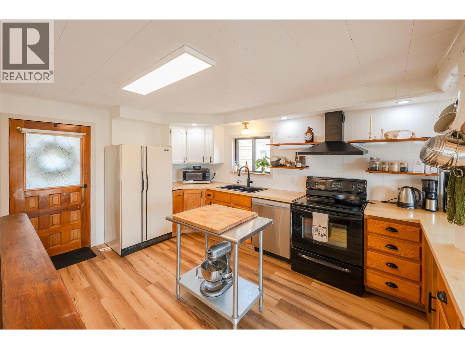 538 Lakeview Place, Oliver, British Columbia  V0H 1T4 - Photo 10 - 10396656