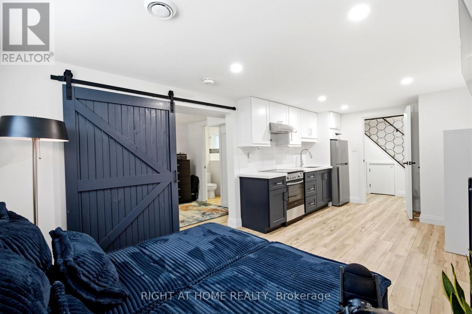 560 Tennyson Avenue, Oshawa, Ontario  L1H 3J8 - Photo 39 - E13634344