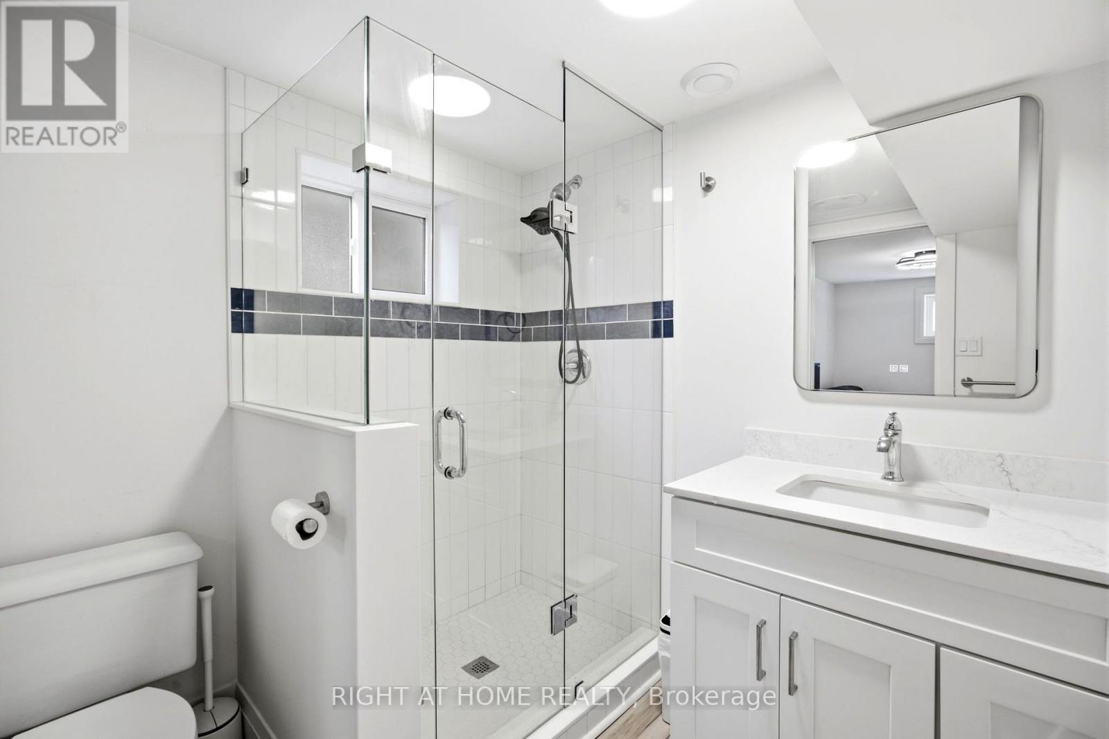 560 Tennyson Avenue, Oshawa, Ontario  L1H 3J8 - Photo 42 - E13634344