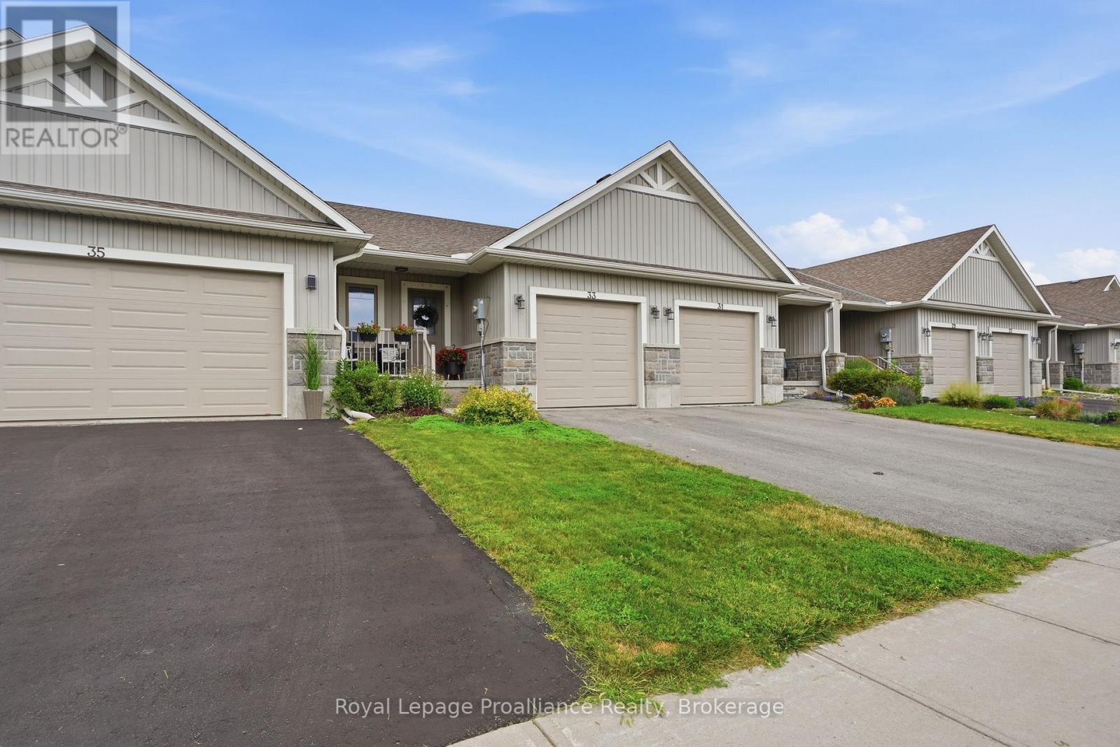 33 CHINOOK STREET, Belleville, Ontario