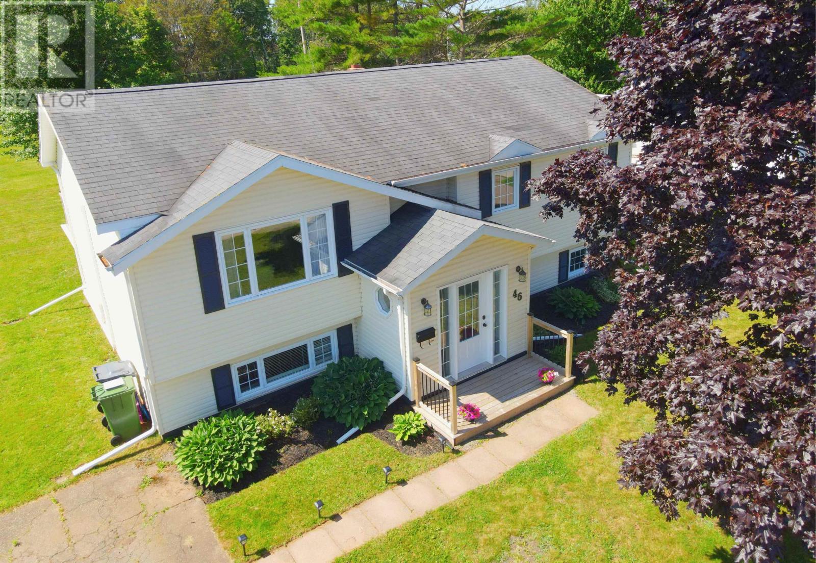 46 Northridge Parkway, Charlottetown, Prince Edward Island  C1C 1A4 - Photo 2 - 202619537